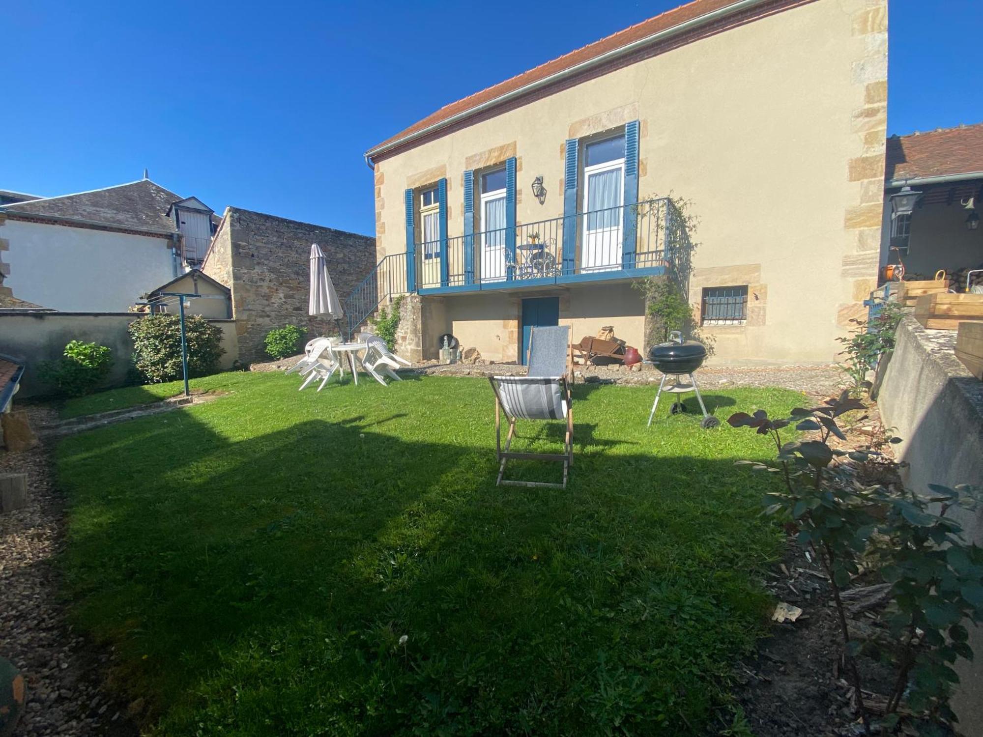 Studio Logis Les Roses Bourbon-lʼArchambault Exterior foto
